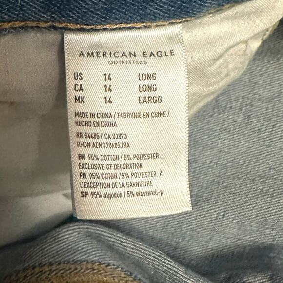 American Eagle Jeans Women’s 14L Mom Jean High Rise Medium Blue Distressed - Picture 6 of 10